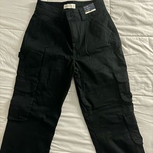 BRAND NEW Curve Love Relaxed High Rise Cargo Pants
